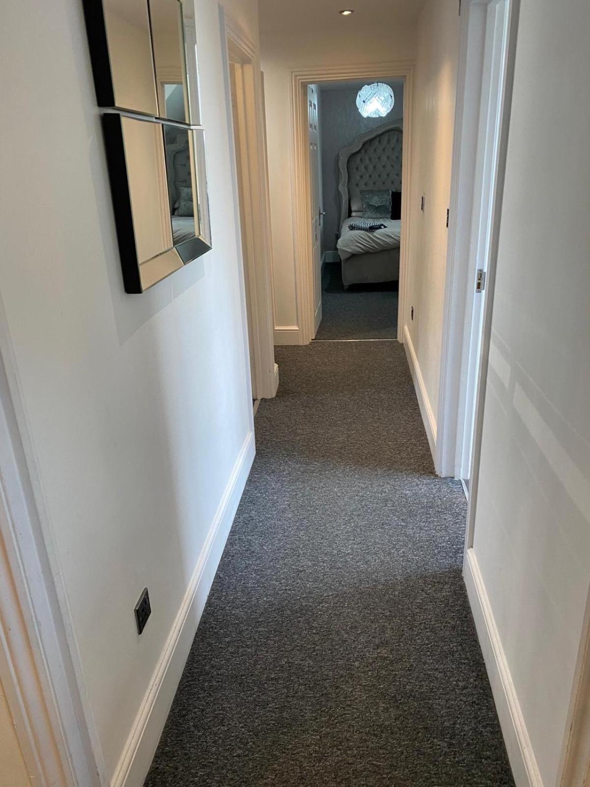 Meadow View Flat 1 Appartement Hurst Buitenkant foto